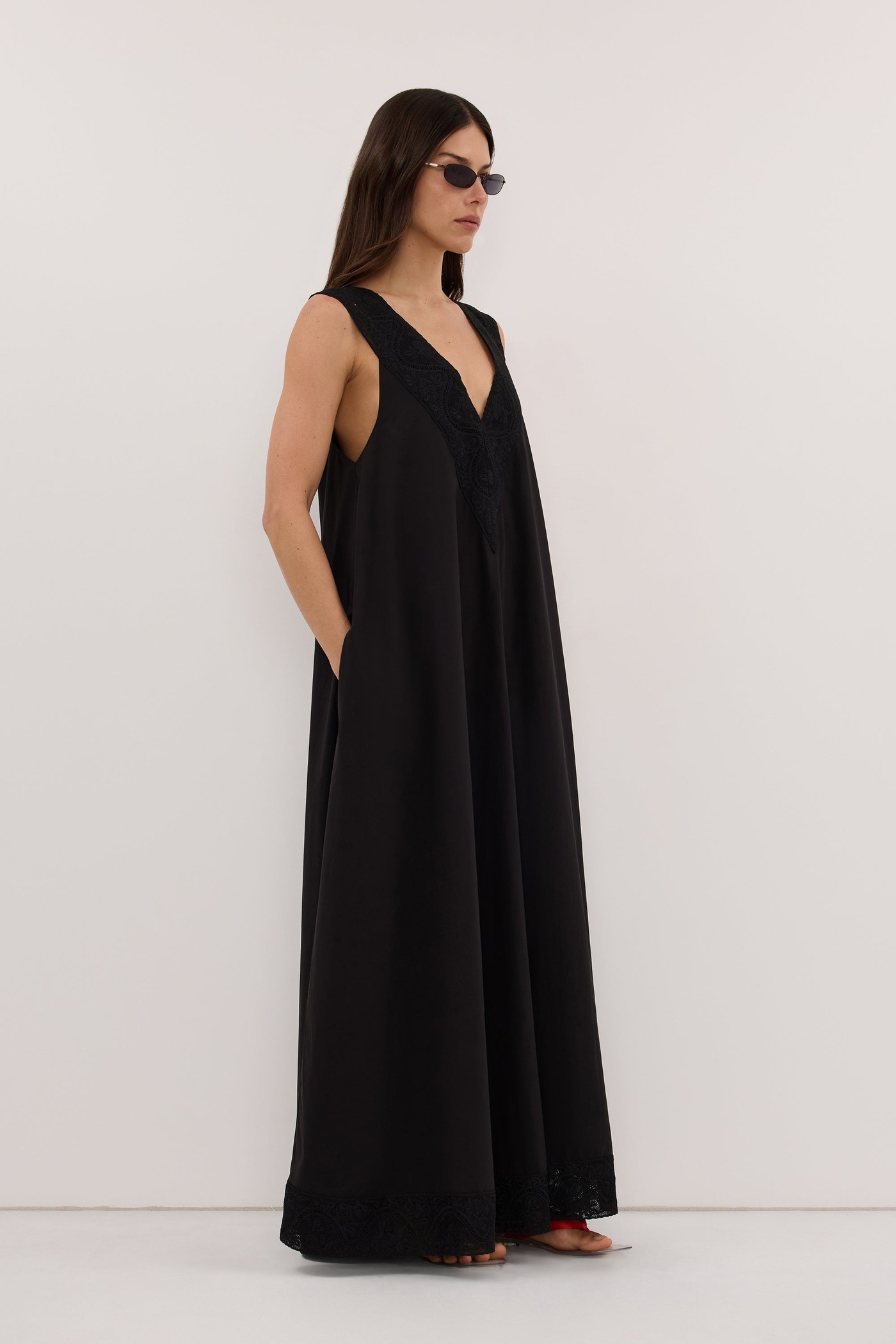 Amour Black Lace Trim Midi Dress view 3